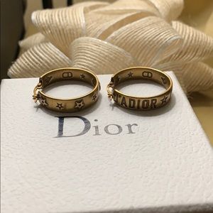 Dior Jewelry - J'Adior asymmetric hoops Dior Jewelry - J'Adior asymmetric hoops